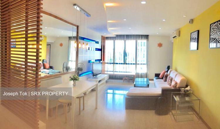 Yishun Emerald thumbnail photo